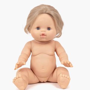 Alienor poupée avec cheveux