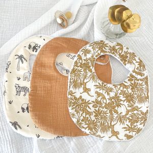 Coffret naissance , trio de bavoirs .