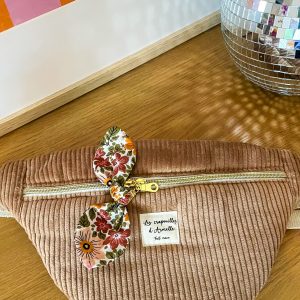 Sac banane velours camel et fleuri