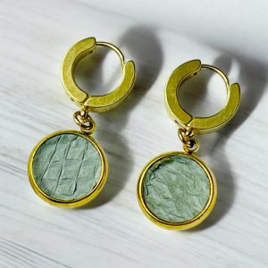 Lila – Boucles d’Oreilles en Cuir Marin