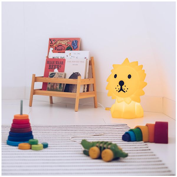 LION STAR LIGHT – MR MARIA – Image 2