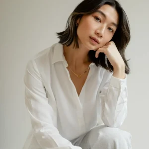 Chemise d’allaitement NOA – blanche