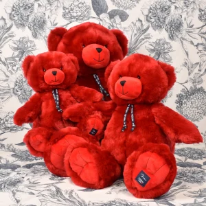 L’ours Maïlou Peluche rouge – Compagnon doux Made in France