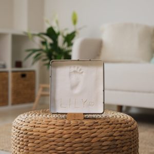 Baby Box Carrée – Jolis Cœurs – Petit Artichaut