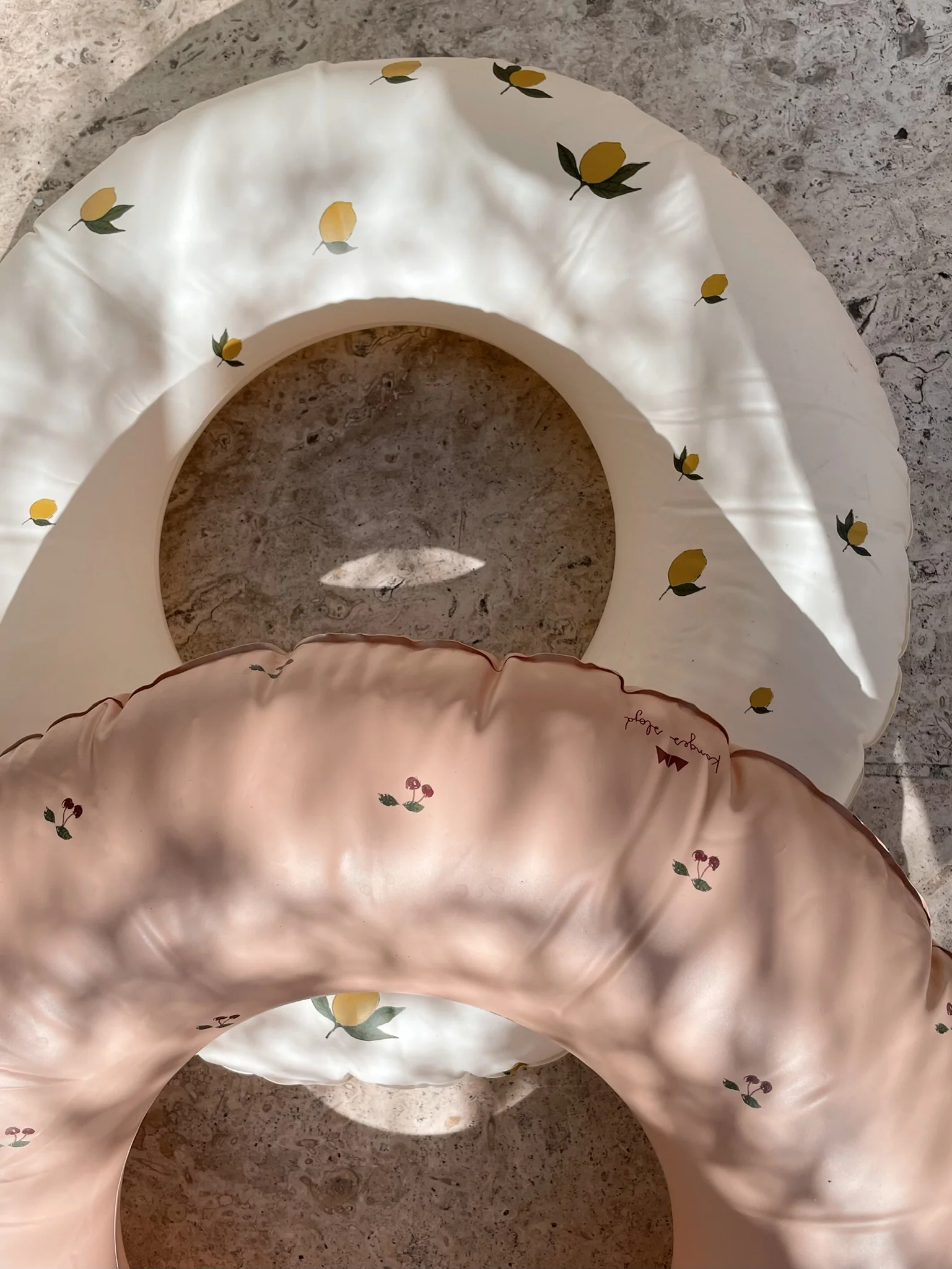 Bouée junior citron – Image 2