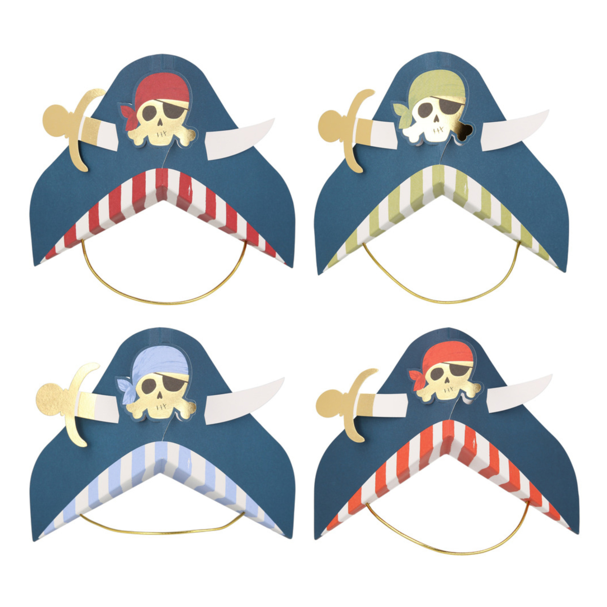 8 chapeaux pirates