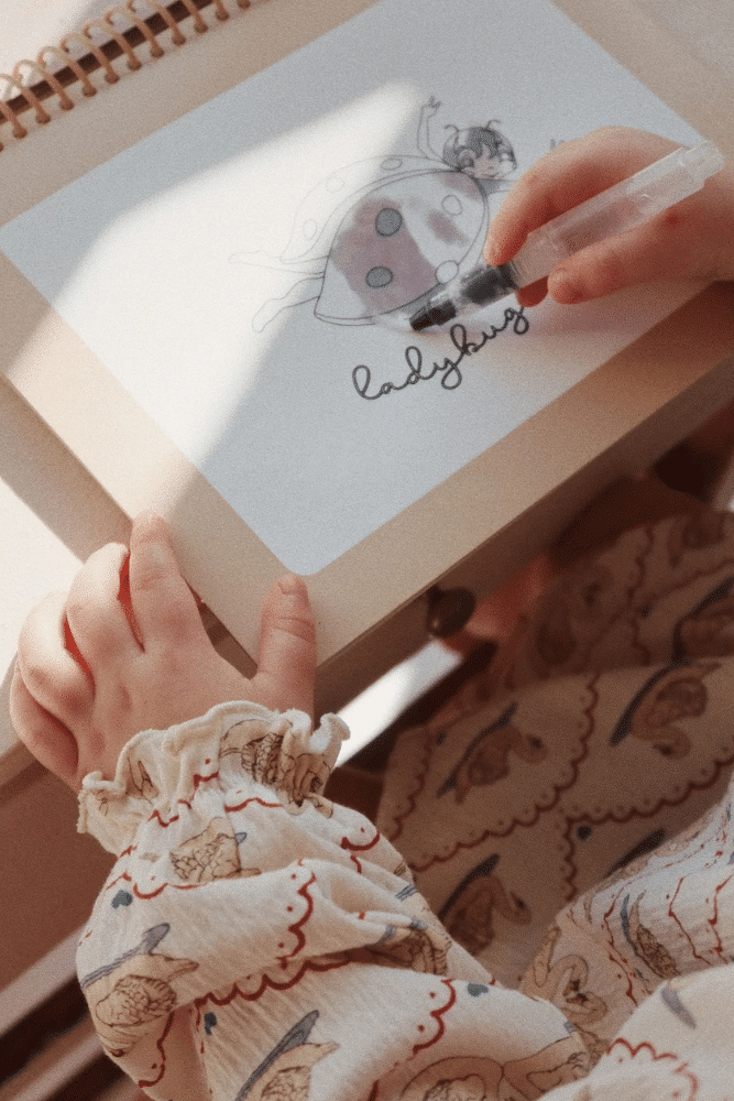 LIVRE COLORIAGE MAGIQUE | White – Image 2