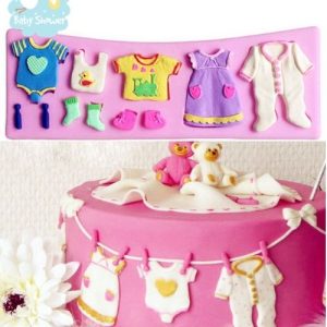 Moule à gateaux en silicone 11 formes: body, bavoir, tee-shirt, robe, pyjama, chaussettes, chaussons, pinces