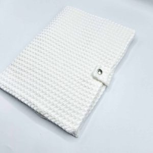 Protège carnet de santé nid d’abeille personnalisé