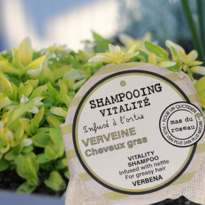 Shampoing solide à la verveine et infusion d&rsquo;ortie fortifiante